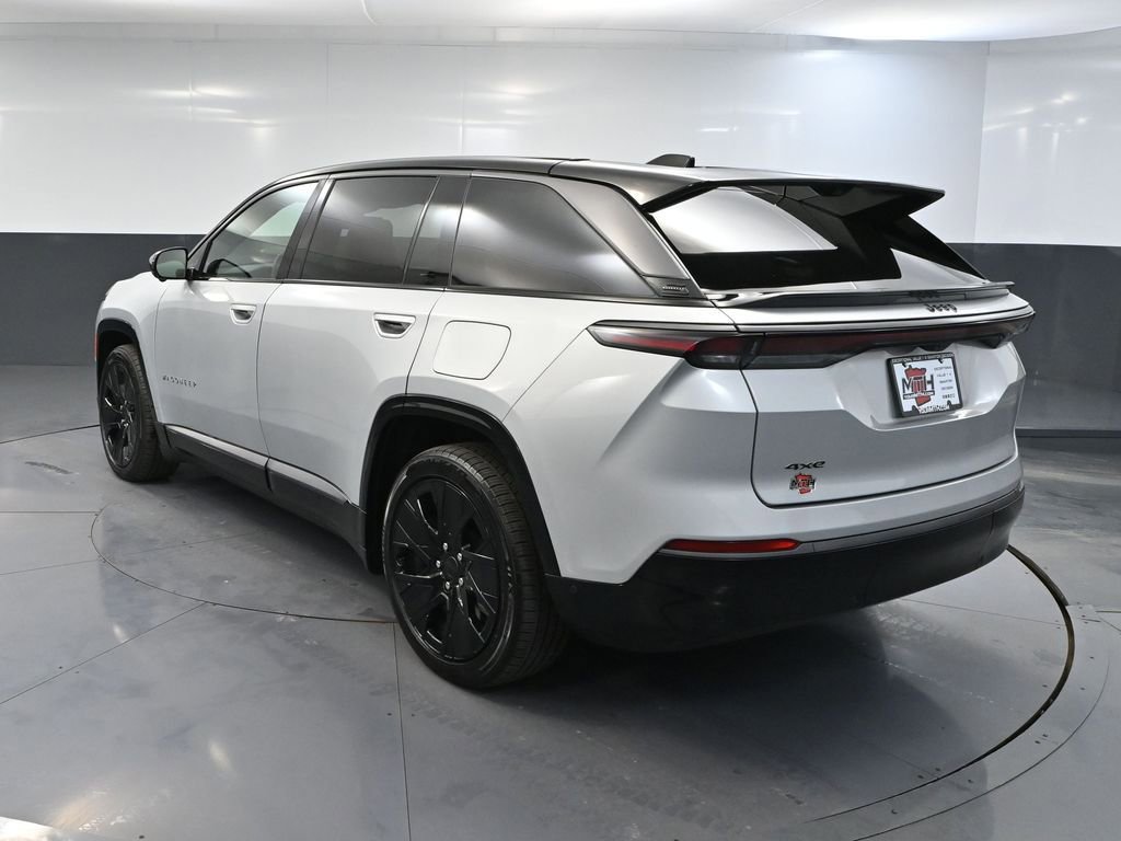 Used 2025 Jeep Wagoneer S Launch Edition image 9