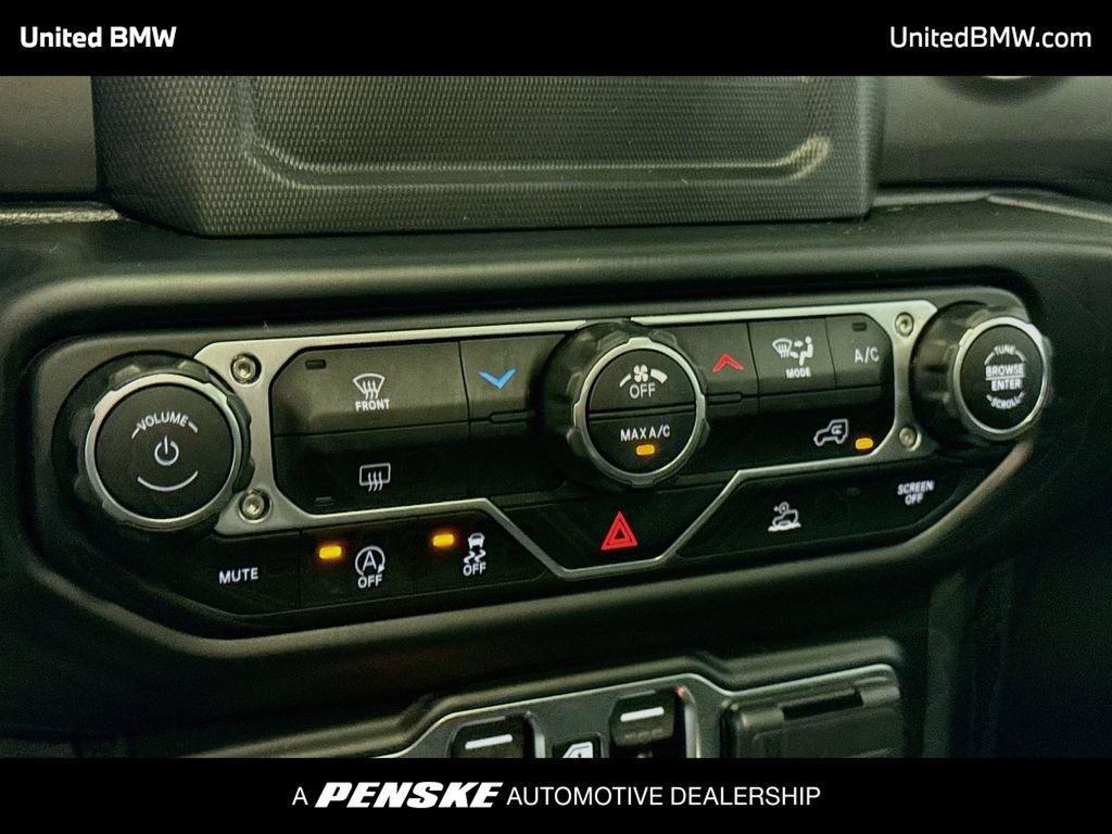 Used 2022 Jeep Wrangler Unlimited Sport AWD/4WD image 17