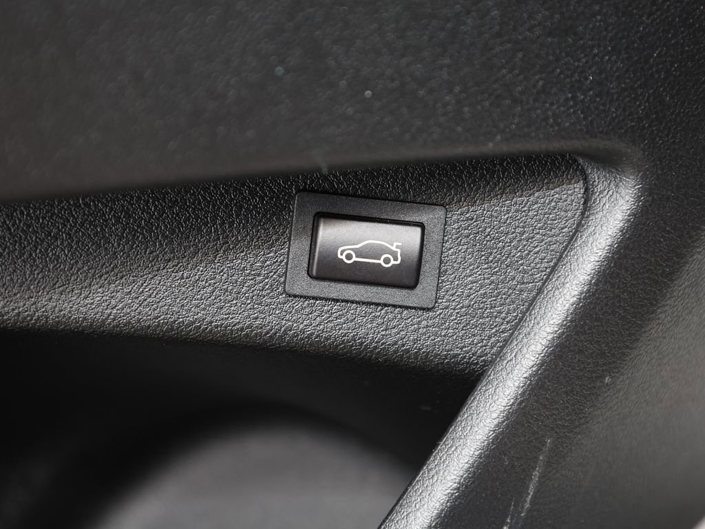 Used 2023 BMW M240i xDrive Coupe AWD/4WD image 13