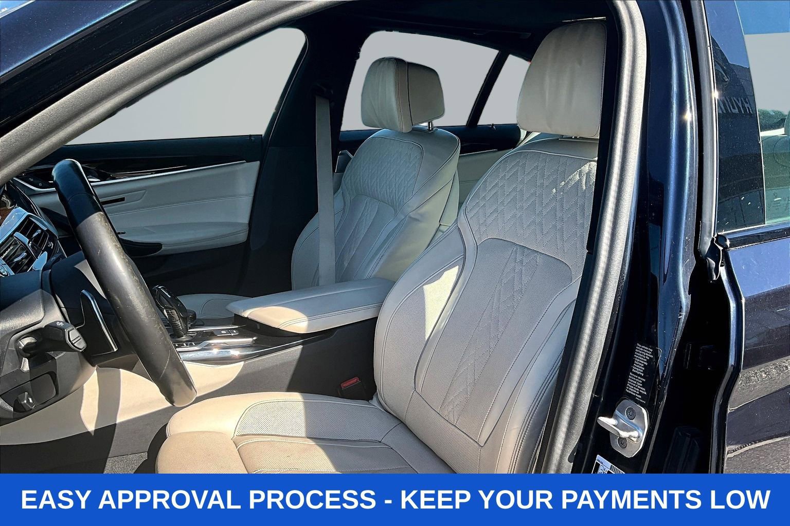 Used 2018 BMW M550i xDrive AWD/4WD image 27