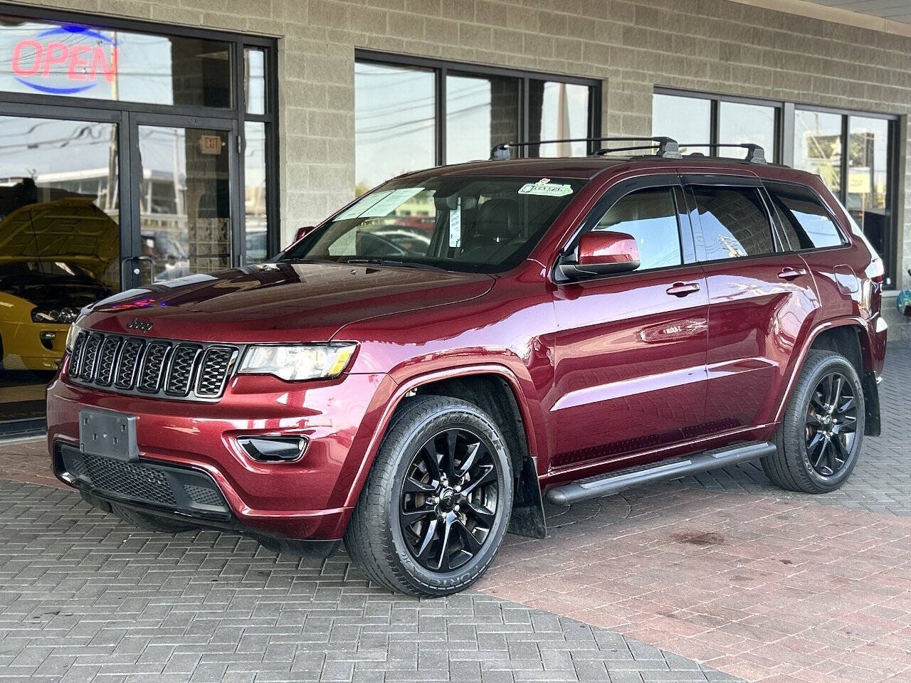 Used 2019 Jeep Grand Cherokee Altitude AWD/4WD image 74