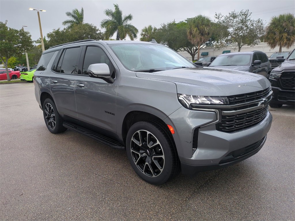 Used 2022 Chevrolet Tahoe RST w/ Luxury Package image 2