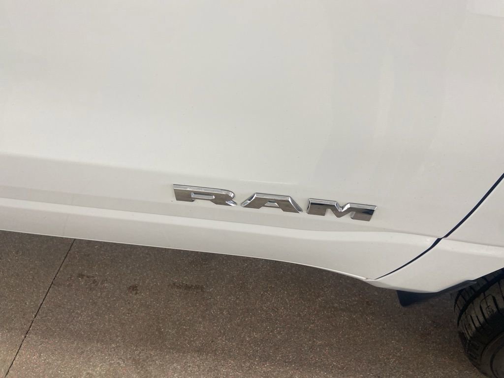 Certified 2022 RAM 1500 Big Horn image 28
