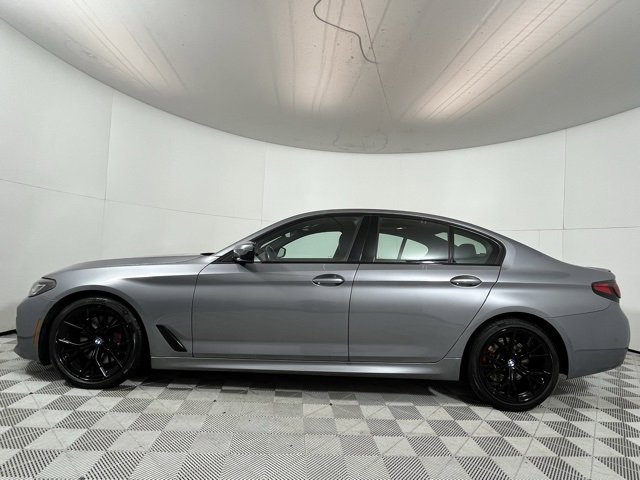 Used 2023 BMW 530i xDrive w/ M Sport Package image 4
