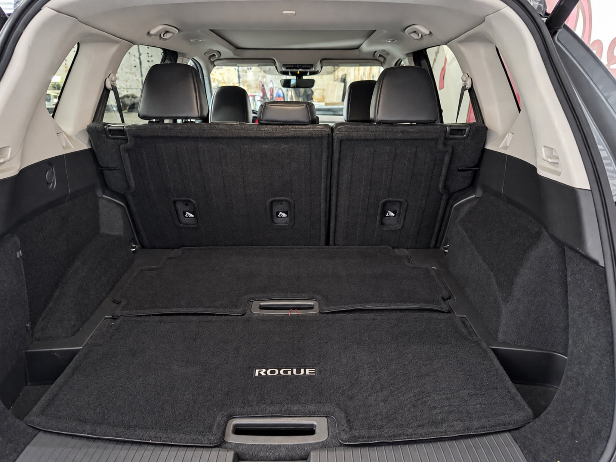 Used 2023 Nissan Rogue SL w/ SL Premium Package FWD image 21