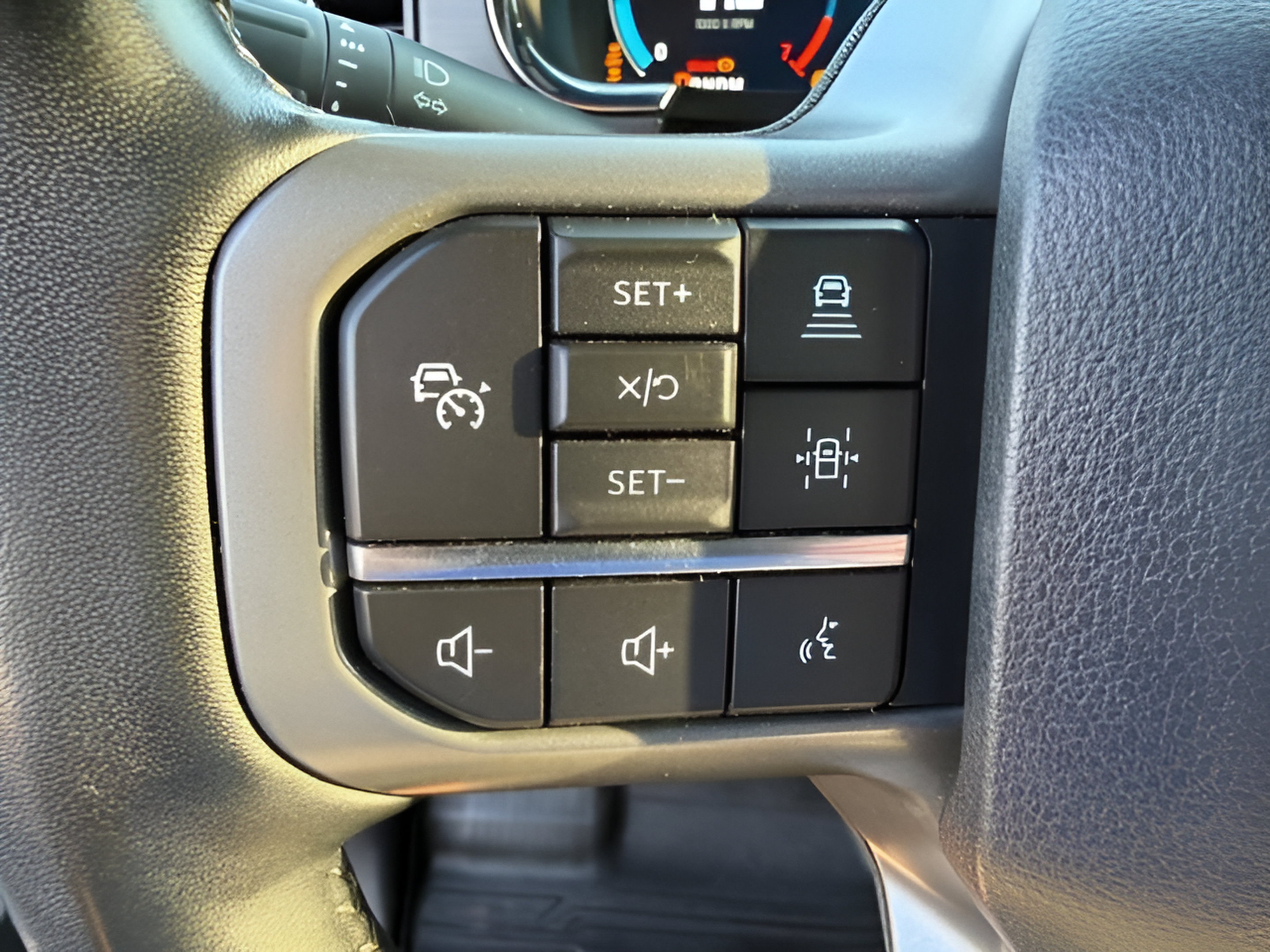 Used 2021 Ford F150 Lariat w/ Equipment Group 502A High AWD/4WD image 18