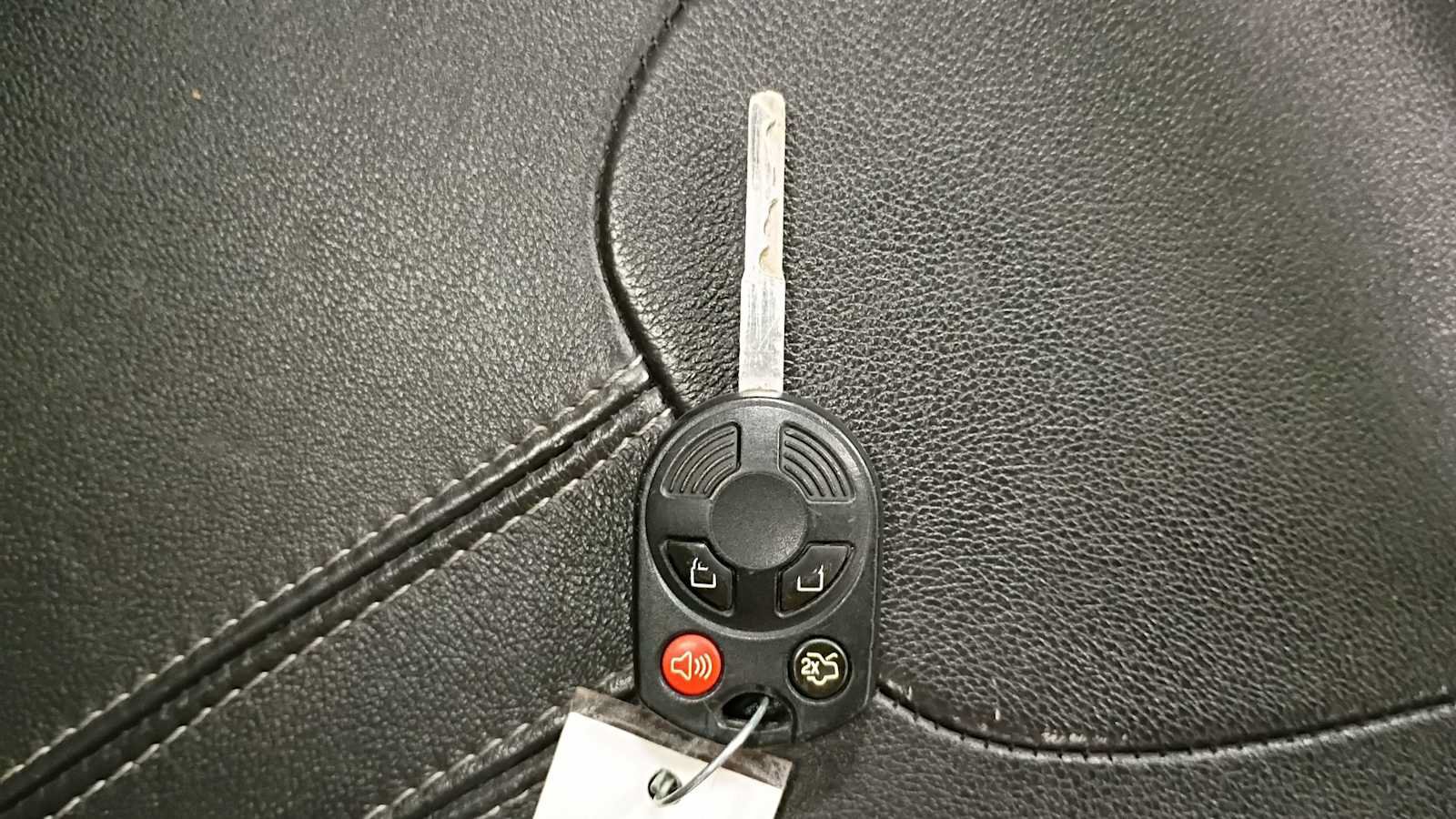 Used 2012 Ford Focus SEL FWD image 30