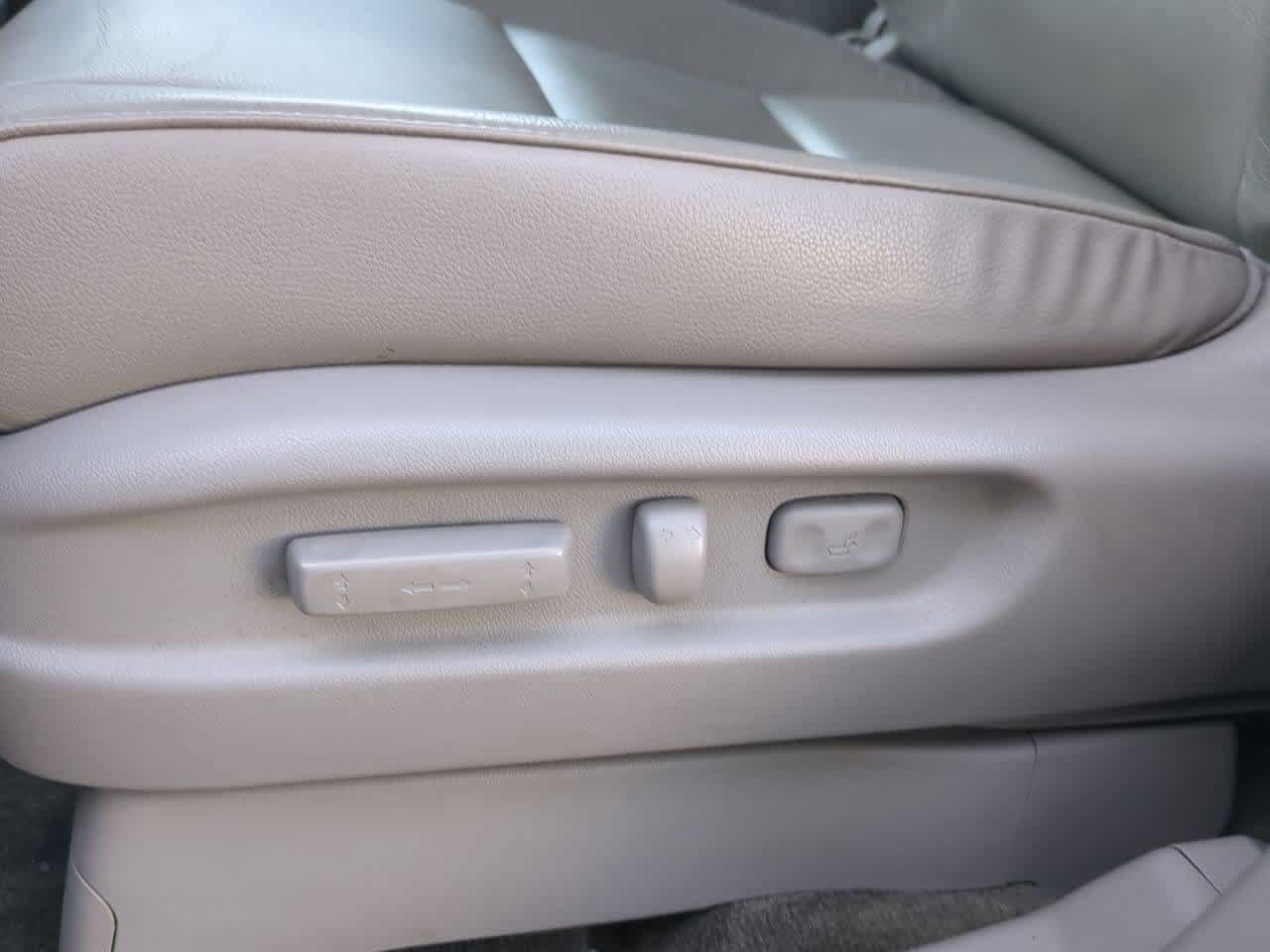 Used 2015 Honda Odyssey EX-L image 16