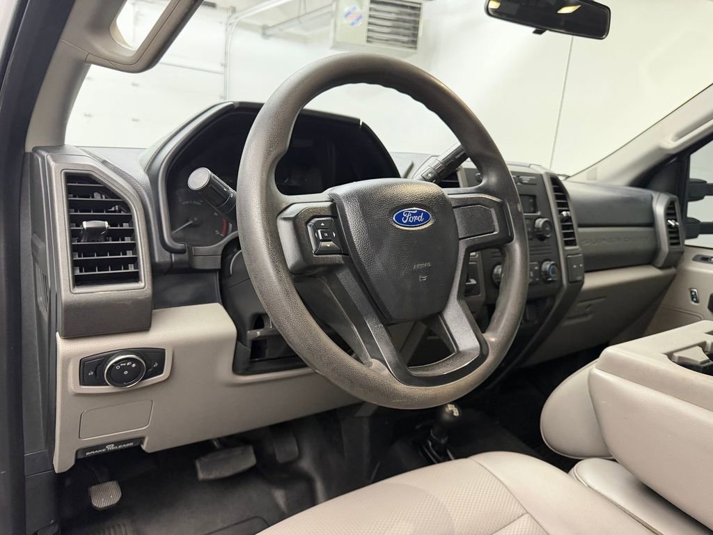Used 2019 Ford F350 XL w/ Power Equipment Group AWD/4WD image 4