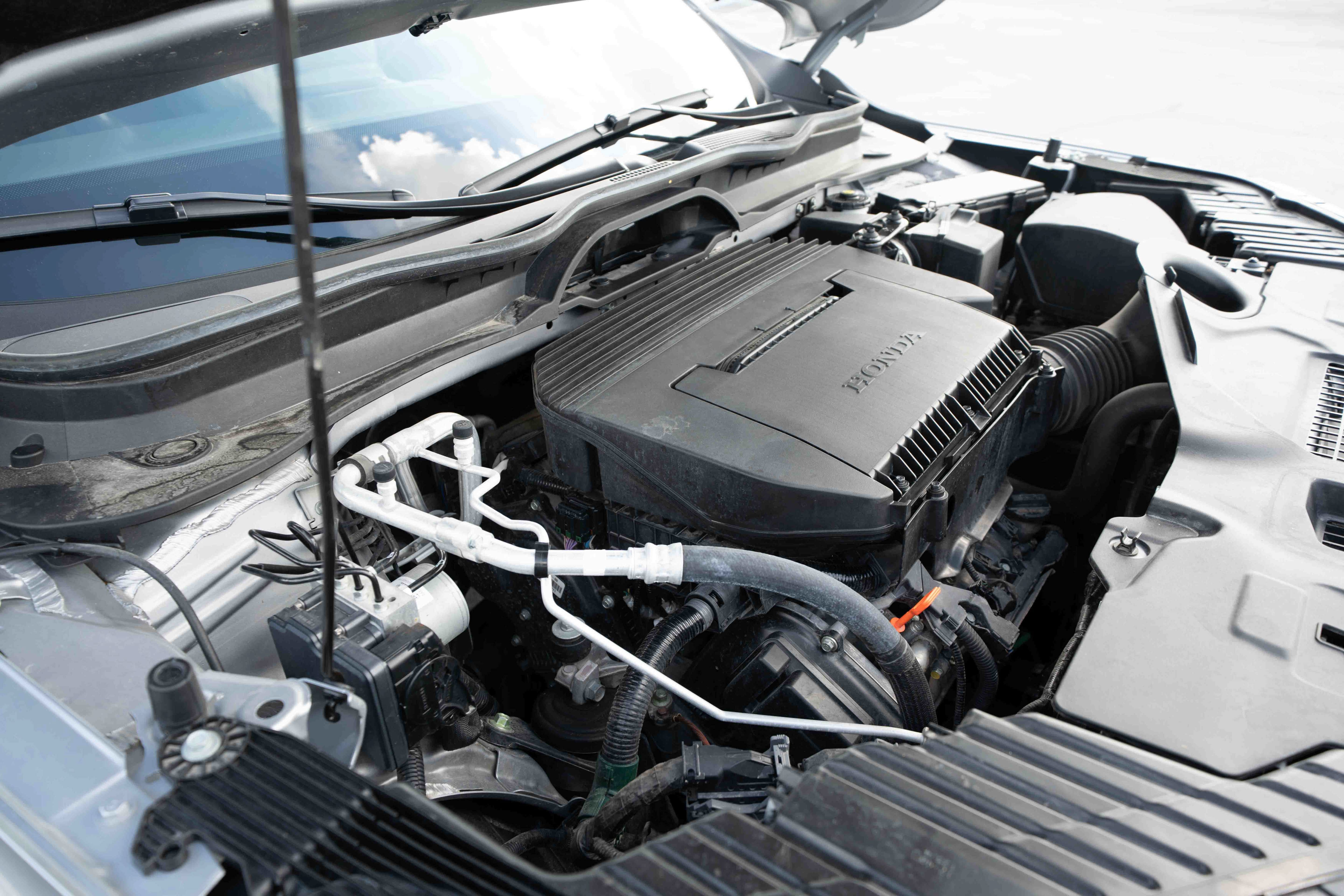 Used 2025 Honda Pilot TrailSport image 33