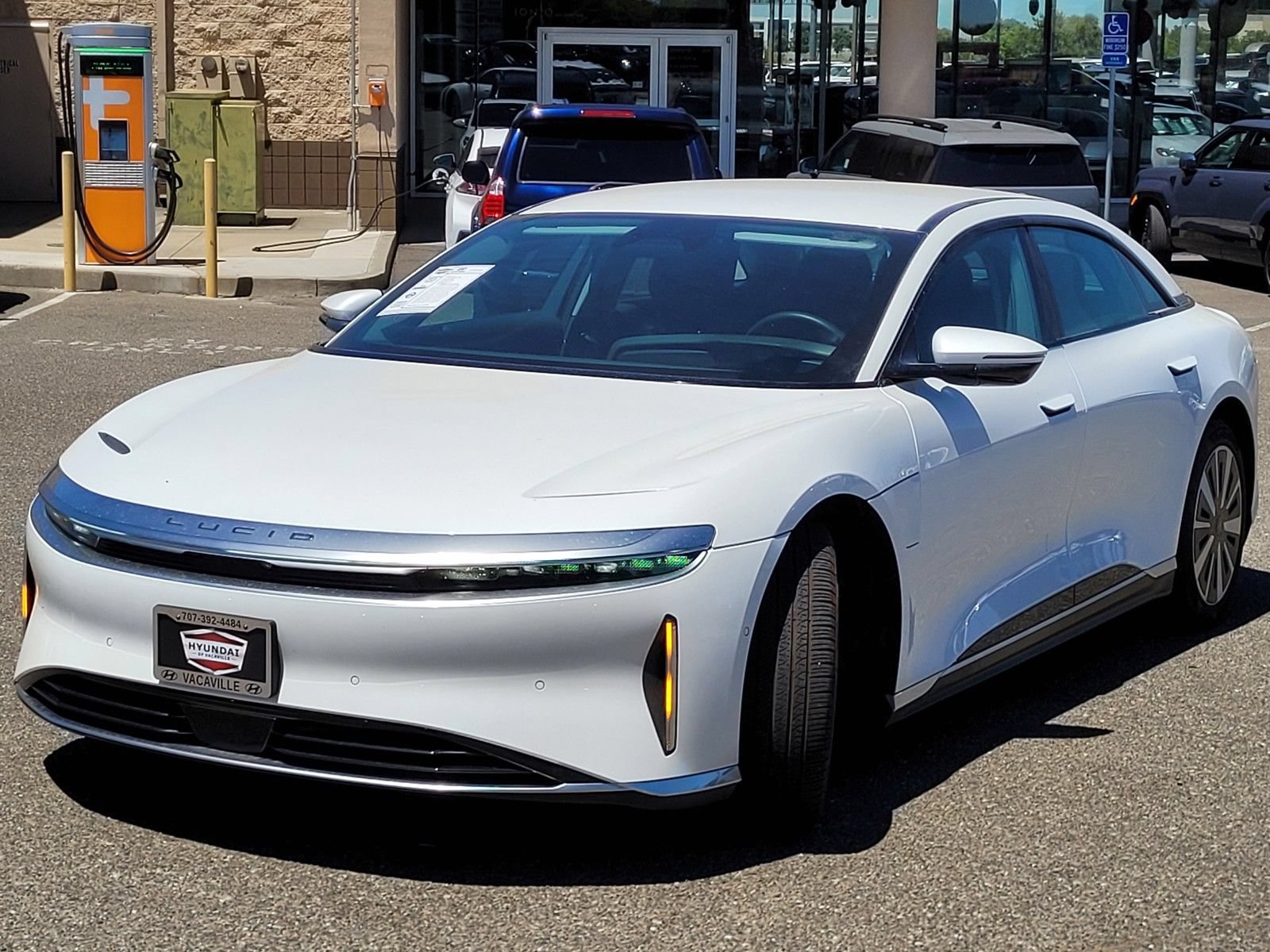 Used 2025 Lucid Air Touring AWD/4WD image 16