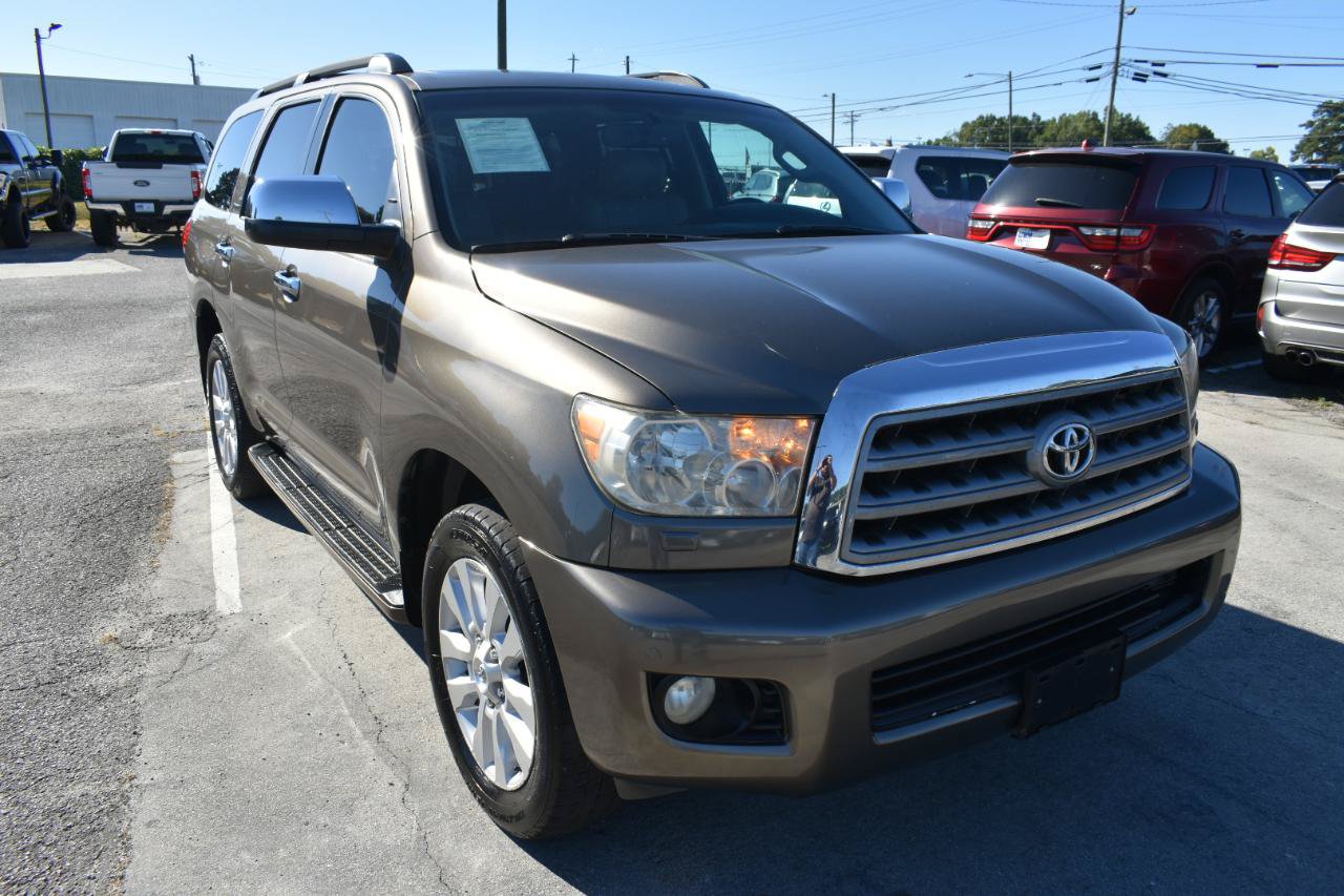 Used 2014 Toyota Sequoia Platinum RWD image 4