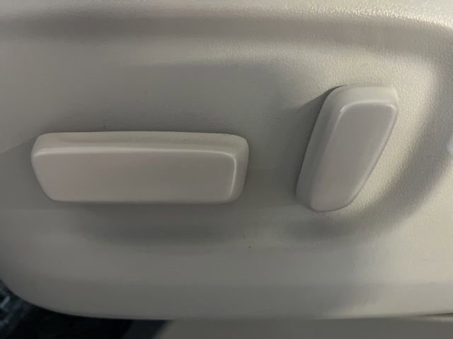 Used 2014 Toyota Sienna LE image 13