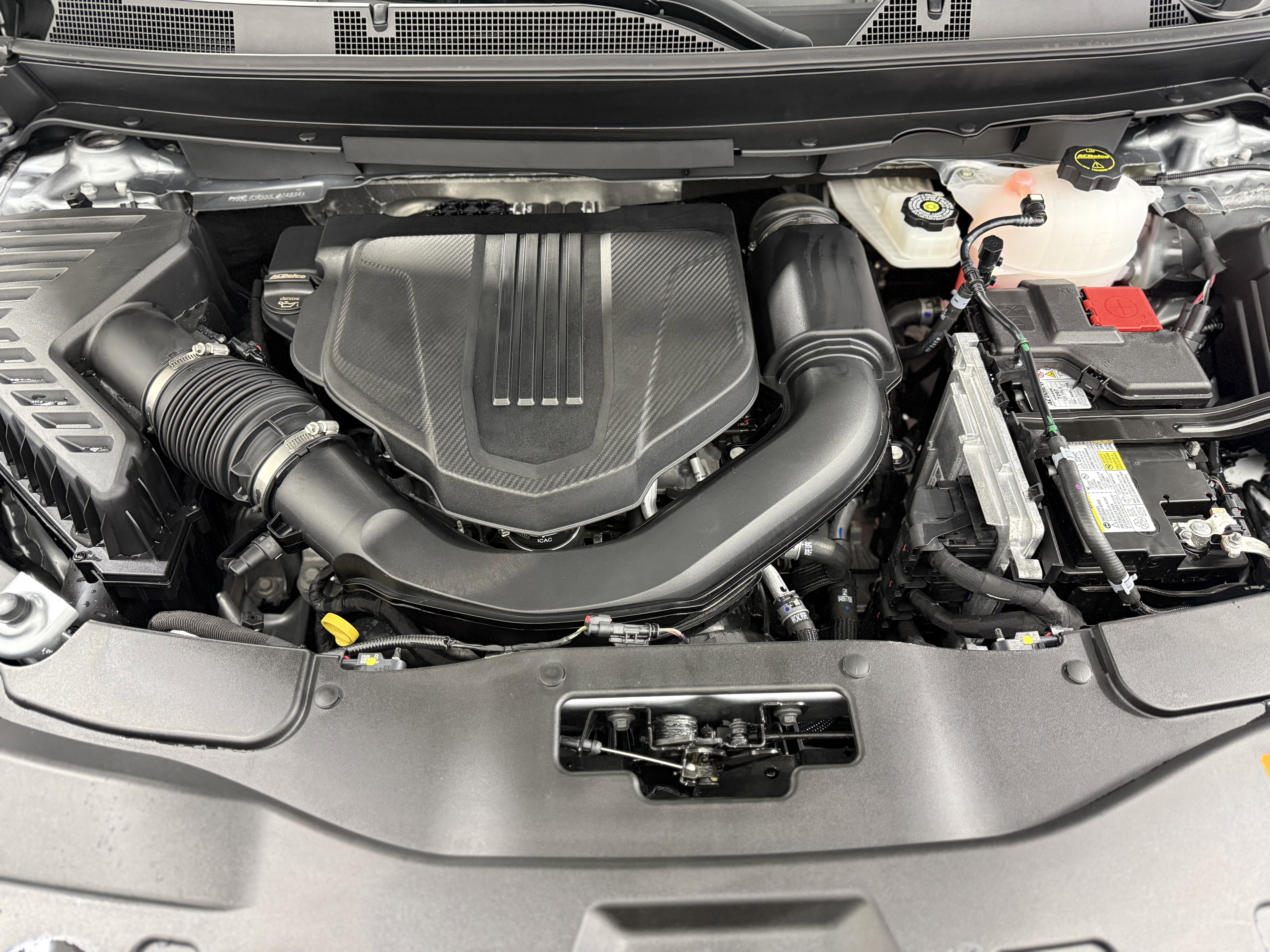 Used 2025 Chevrolet Traverse Z71 w/ Driver Confidence Package image 30