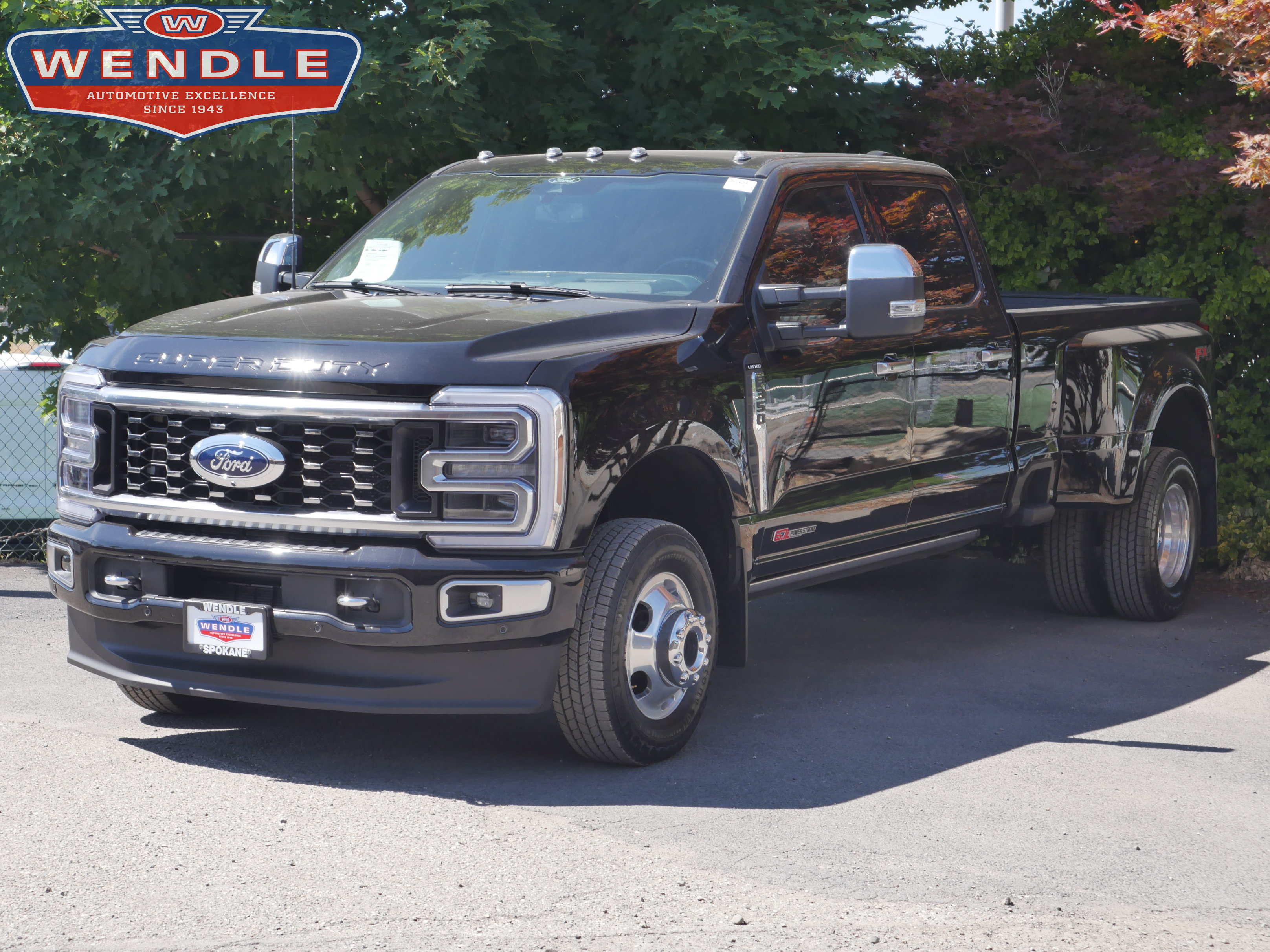 Certified 2024 Ford F350 Limited w/ FX4 Off-Road Package AWD/4WD video 1