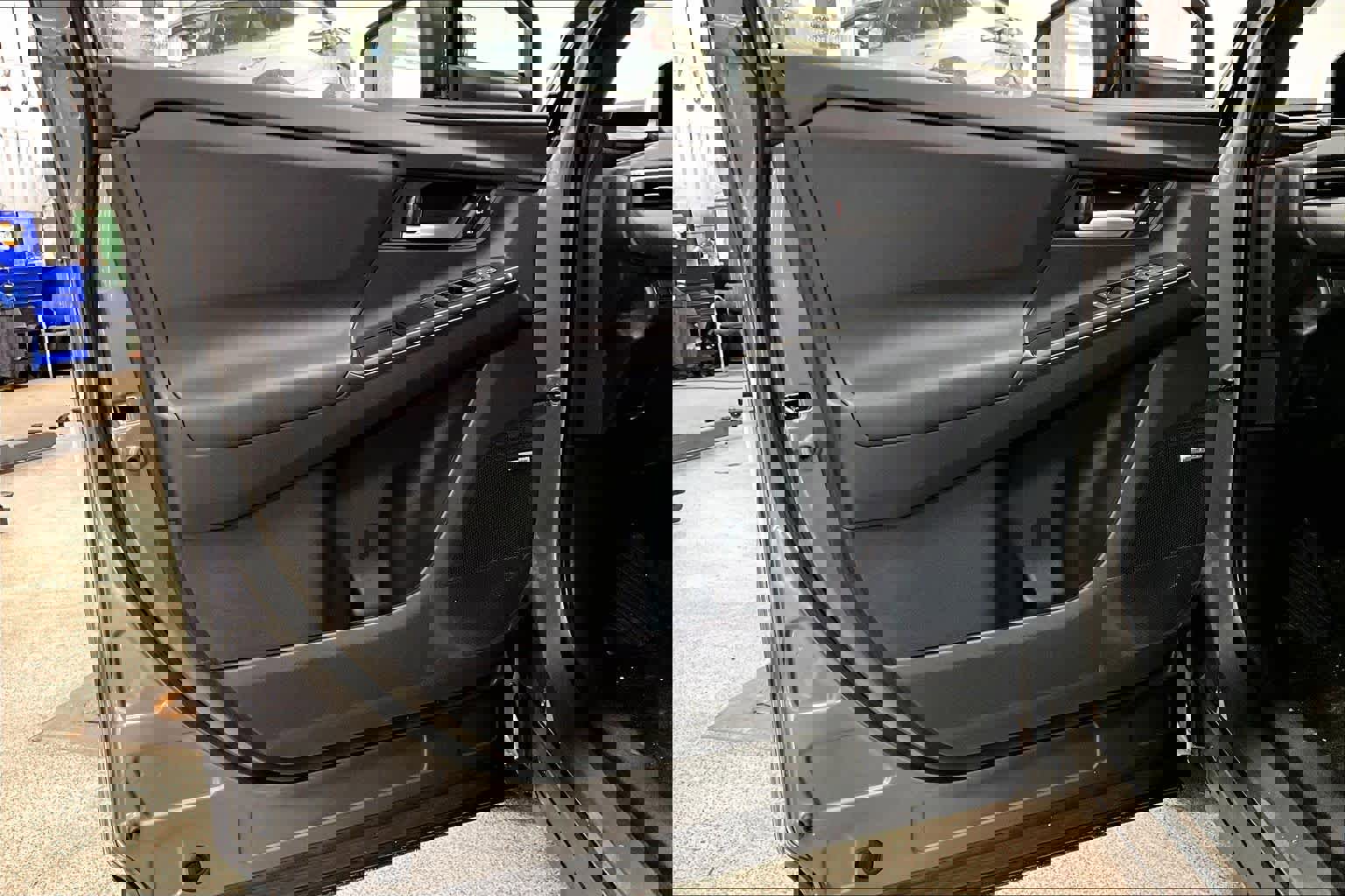 New 2026 Subaru Solterra Limited XT image 10