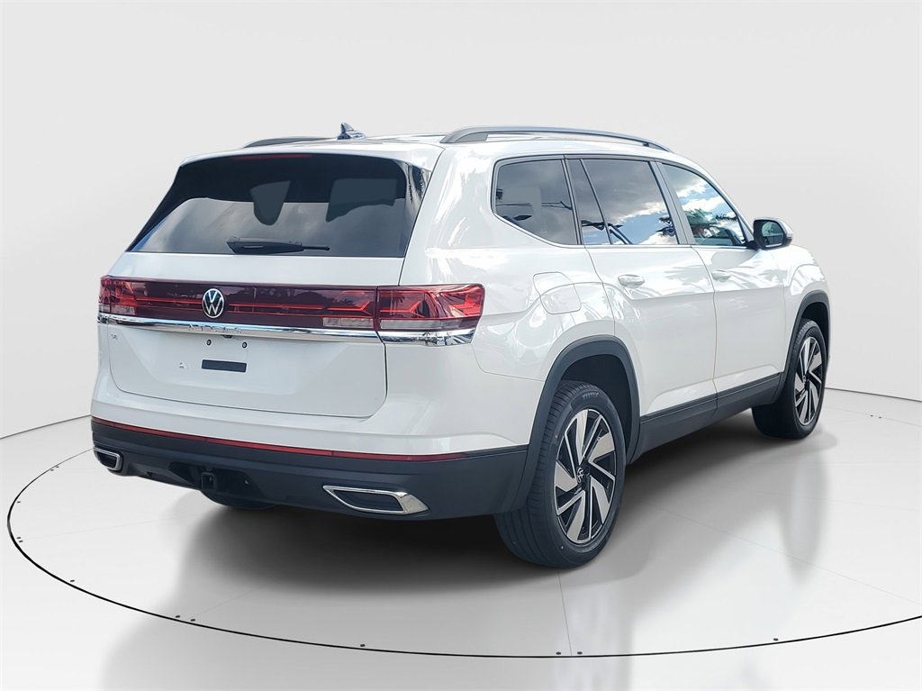 Used 2025 Volkswagen Atlas SE image 7