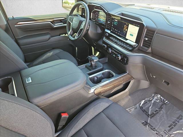 Certified 2026 Chevrolet Silverado 1500 RST AWD/4WD image 28