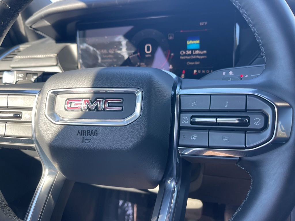 Used 2025 GMC Acadia Elevation FWD image 16