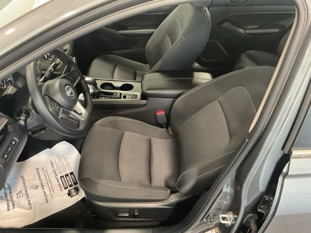 Used 2023 Nissan Altima 2.5 SV AWD/4WD image 11