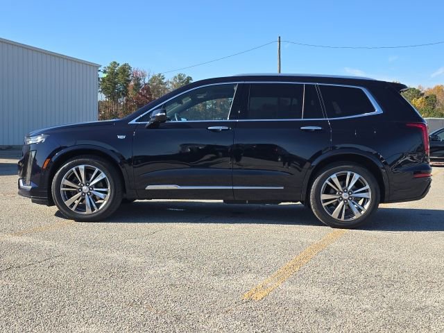 Used 2021 Cadillac XT6 Premium Luxury image 2