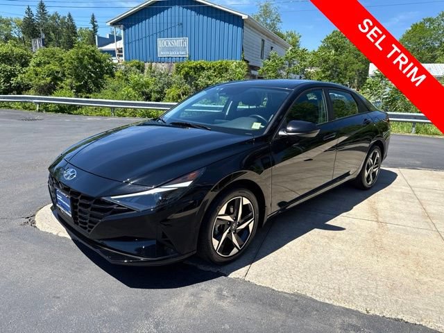 Certified 2023 Hyundai Elantra SEL w/ Convenience Package FWD image 4
