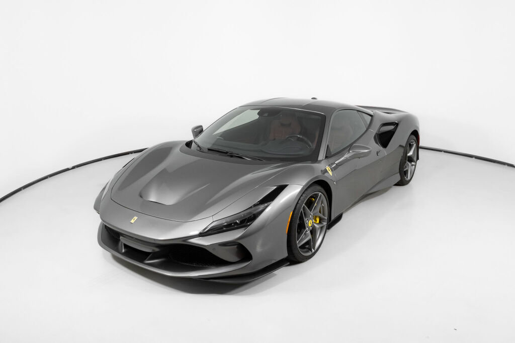 Used 2022 Ferrari F8 Tributo image 3