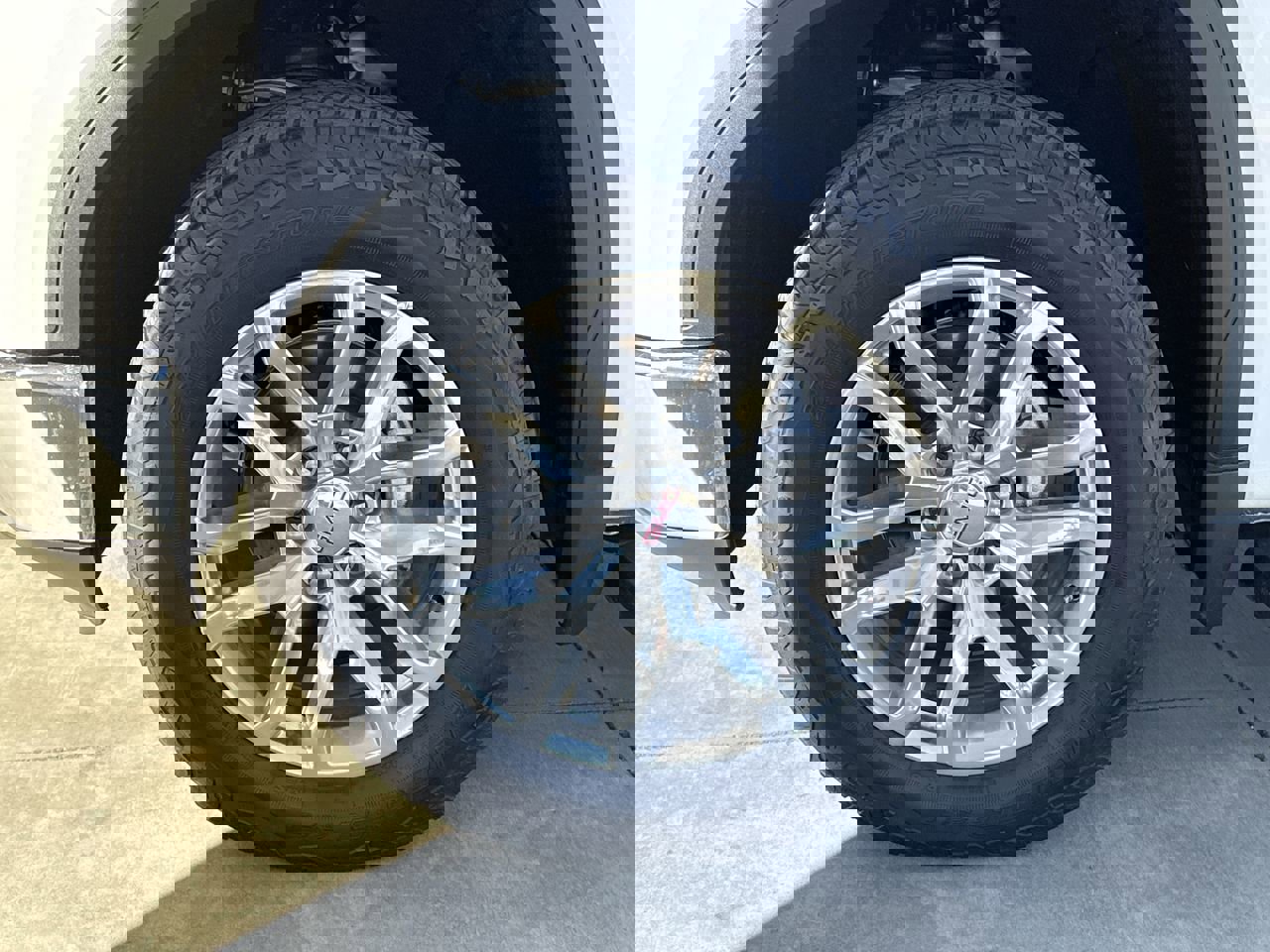 Used 2022 GMC Sierra 1500 SLT w/ SLT Premium Plus Package image 32