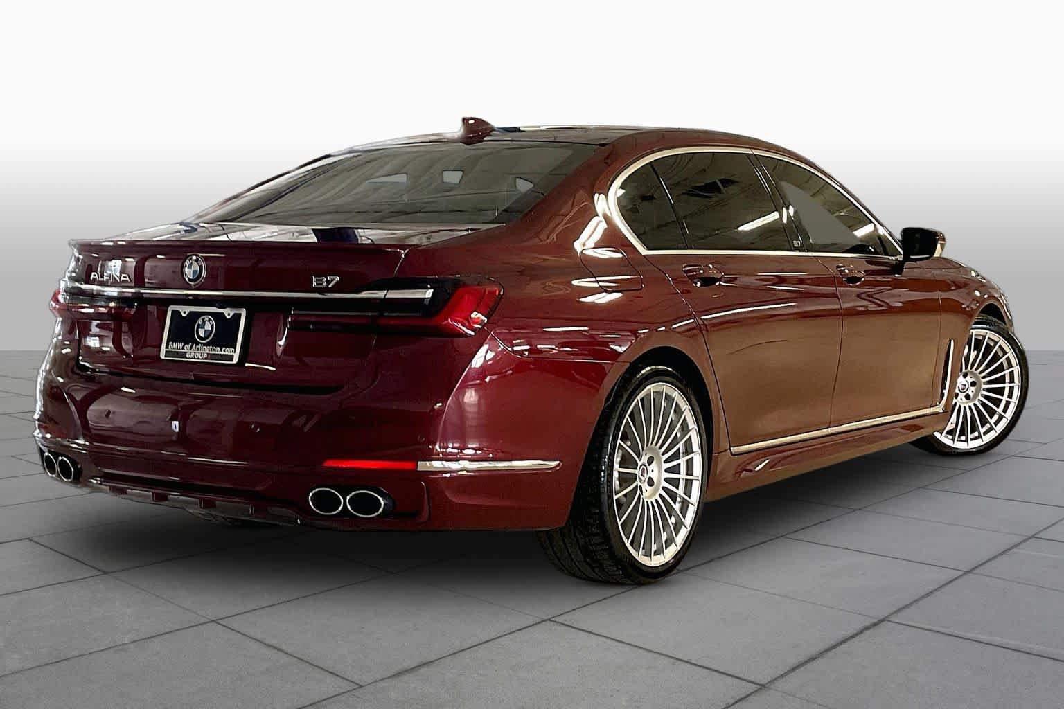 Used 2022 BMW ALPINA B7 xDrive w/ Luxury Rear Seating Package AWD/4WD image 12
