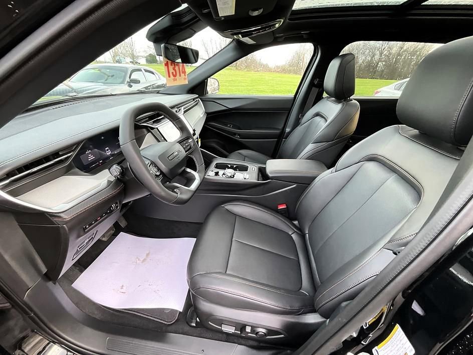 New 2026 Jeep Cherokee Limited AWD/4WD image 14