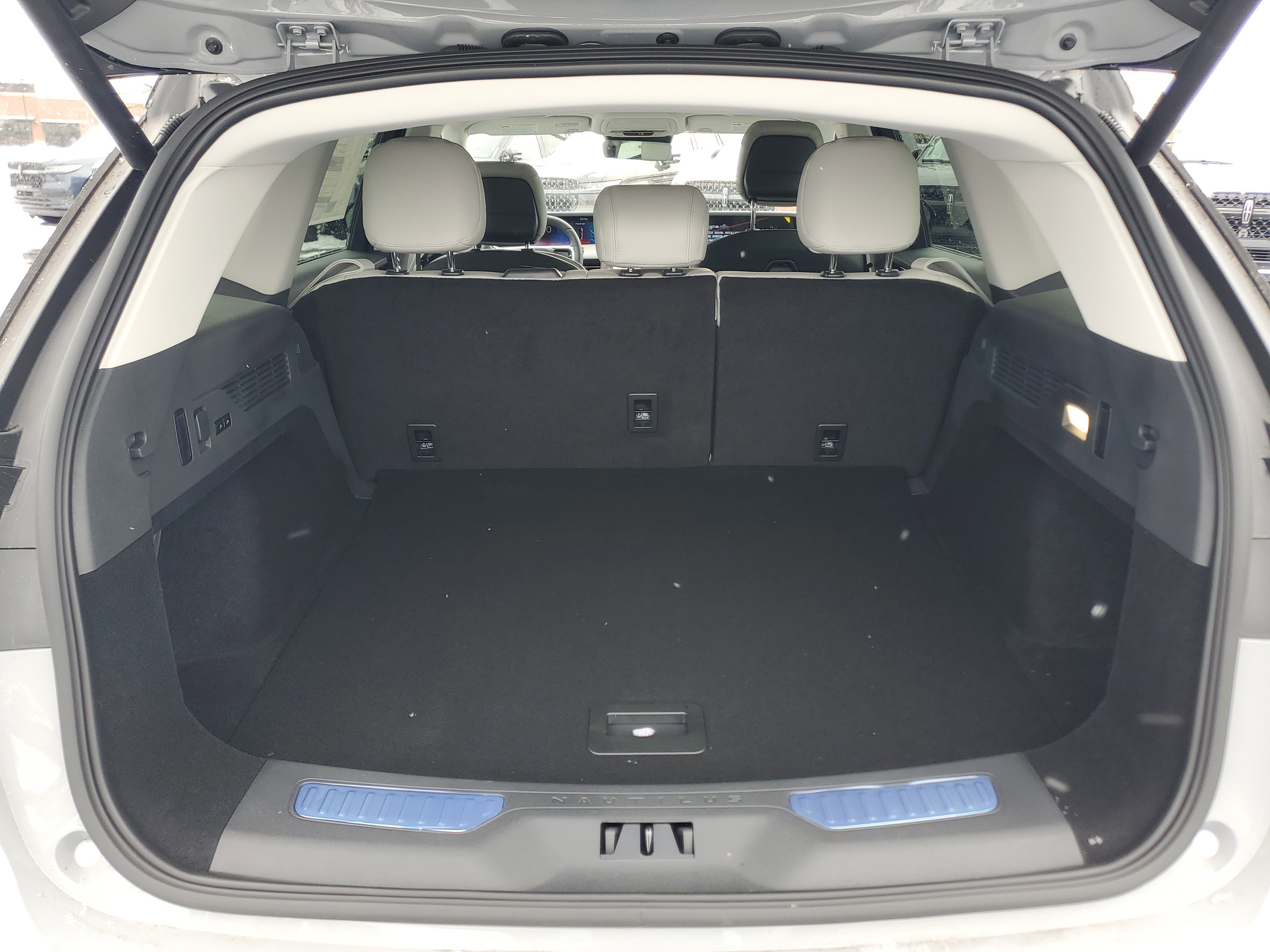 New 2026 Lincoln Nautilus Reserve image 32