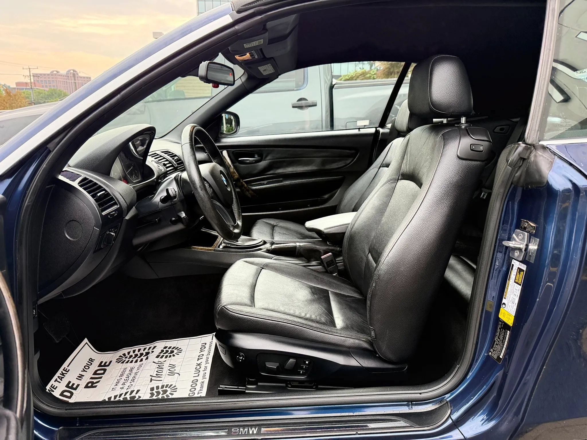 Used 2011 BMW 128i Convertible RWD image 17