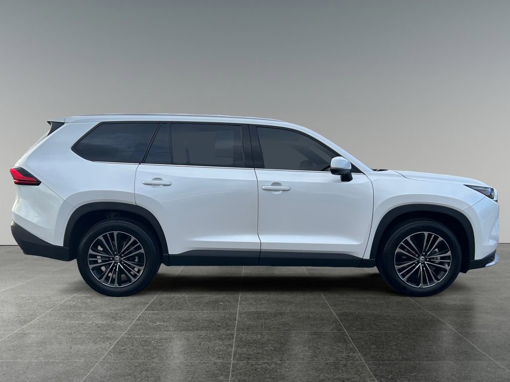 Used 2024 Toyota Grand Highlander AWD Hybrid image 9