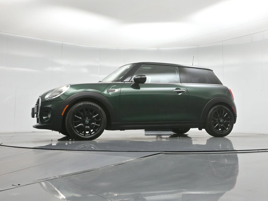 Used 2019 MINI Cooper 2-Door Hardtop image 8