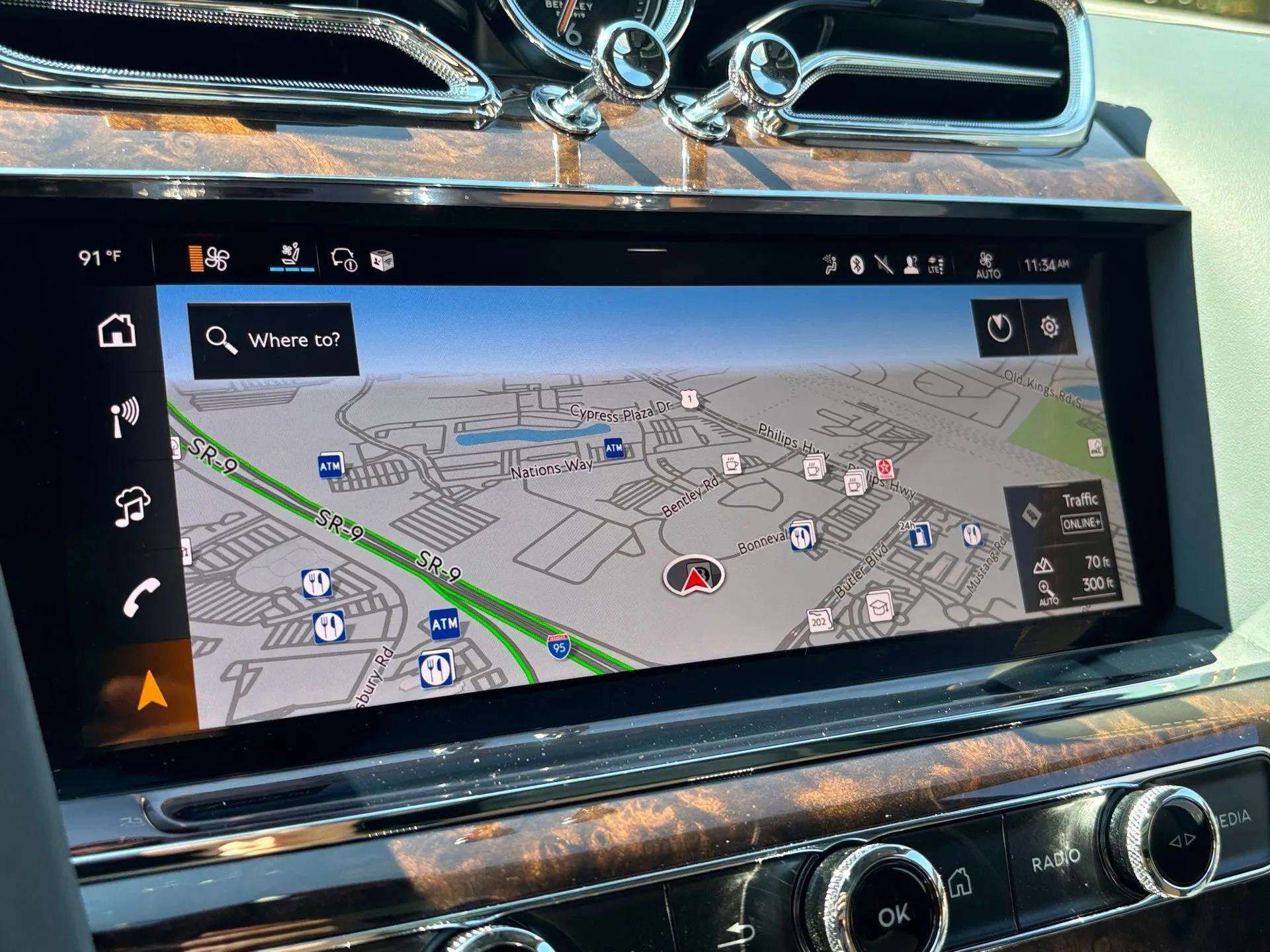 New 2025 Bentley Bentayga Extended Wheelbase image 31