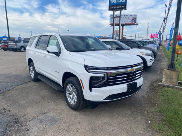 New 2026 Chevrolet Tahoe LT image 2