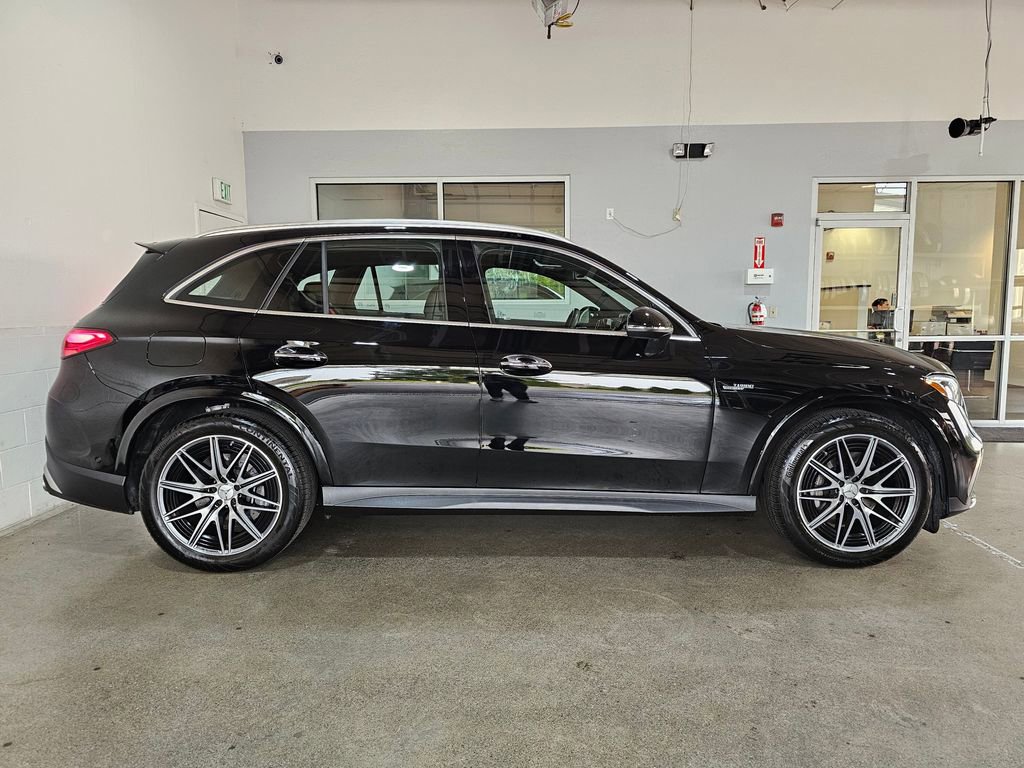 Used 2025 Mercedes-Benz GLC 43 AMG 4MATIC image 4