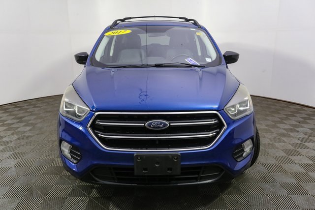 Used 2017 Ford Escape SE w/ Equipment Group 201A image 4