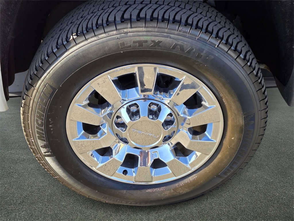 Used 2018 GMC Sierra 2500 Denali w/ Duramax Plus Package image 5