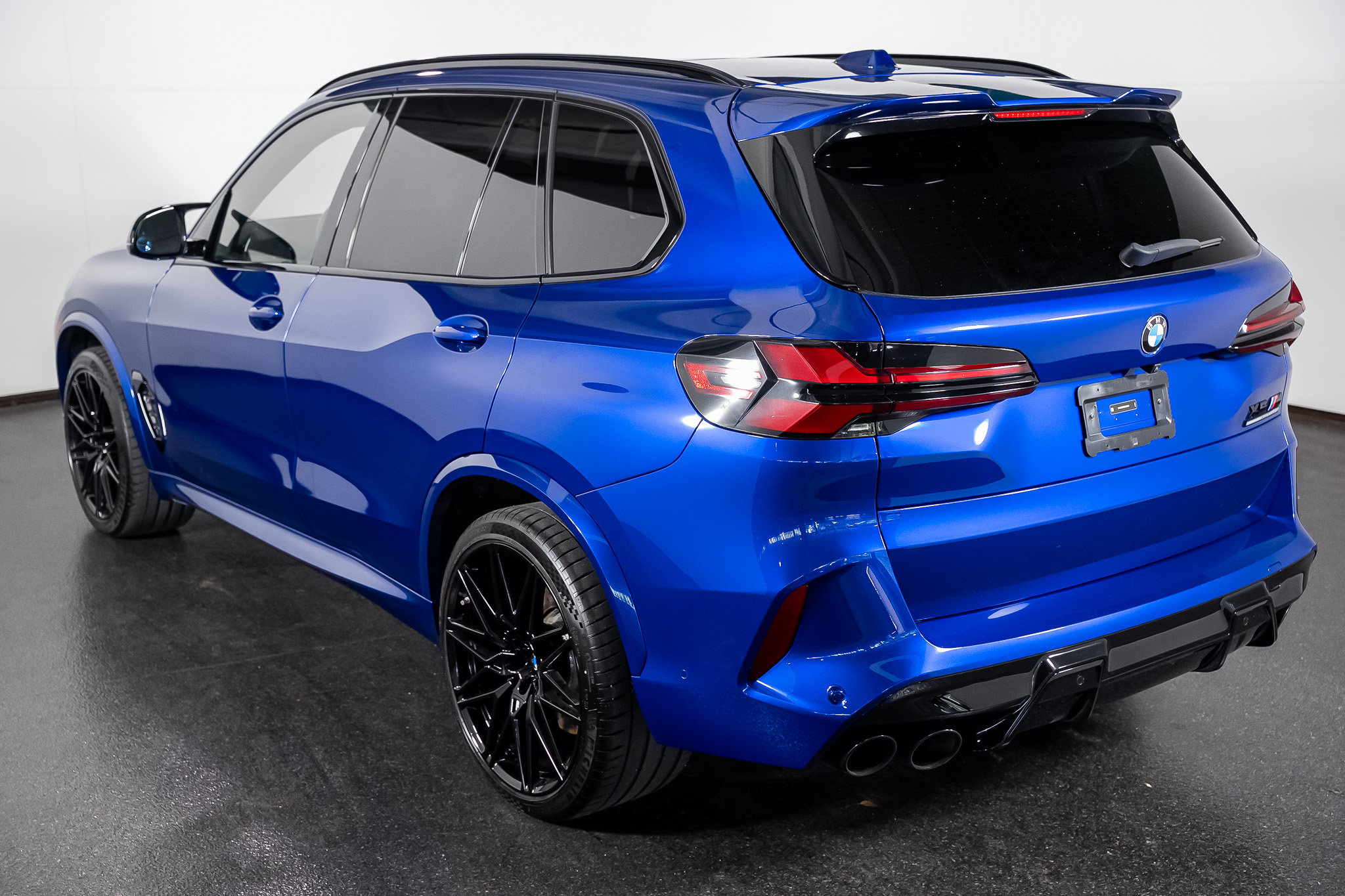 Used 2025 BMW X5 M Competition AWD/4WD image 26