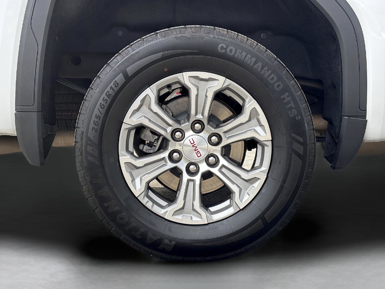 Used 2024 GMC Sierra 1500 SLT image 9