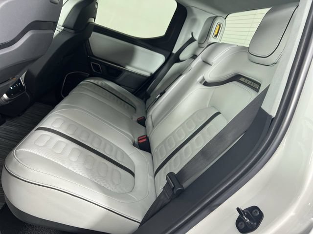 Used 2024 Rivian R1T Adventure AWD/4WD image 24