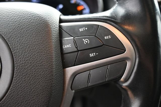 Used 2020 Jeep Grand Cherokee Laredo w/ Quick Order Package 2BN North AWD/4WD image 21