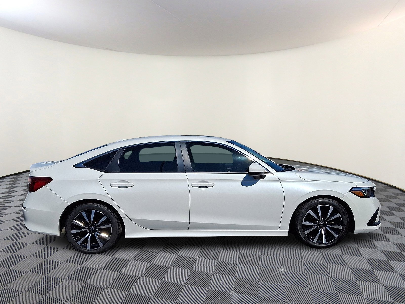 Used 2023 Honda Civic EX image 8