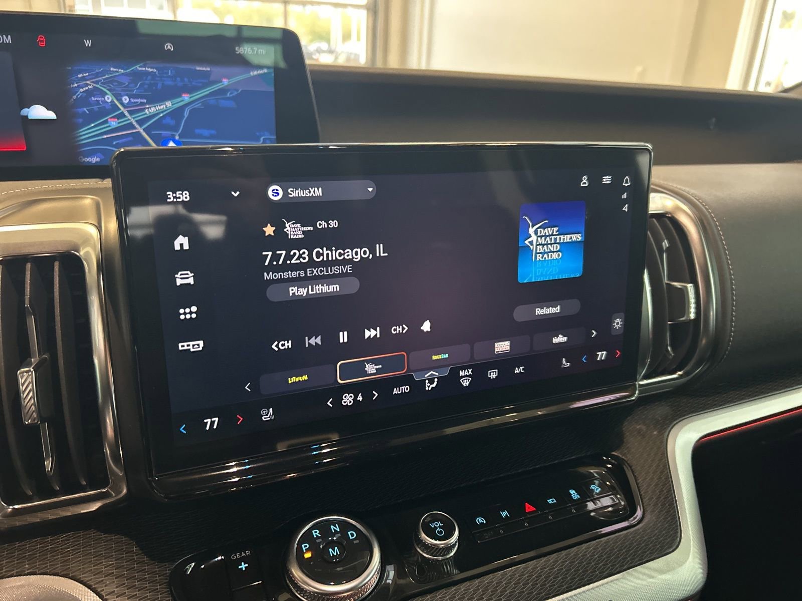 Used 2025 Ford Expedition Max Platinum w/ Stealth Appearance Package image 32