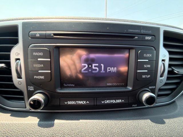 Used 2017 Kia Sportage LX FWD image 16