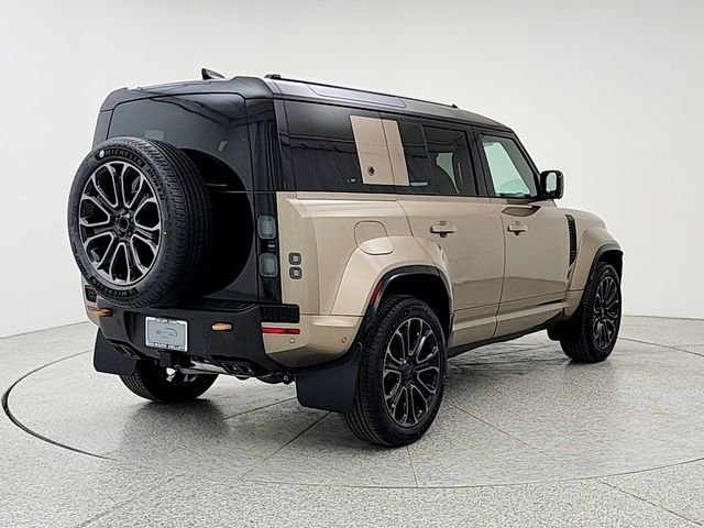 New 2026 Land Rover Defender 110 OCTA AWD/4WD image 5