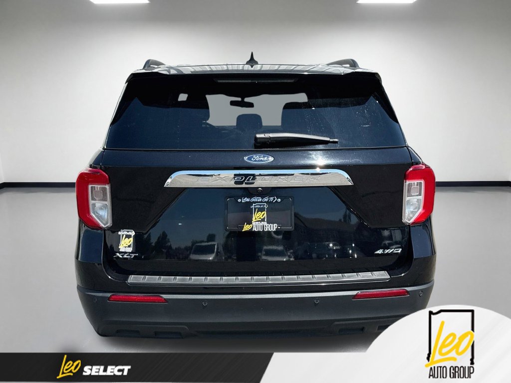 Used 2022 Ford Explorer XLT AWD/4WD image 9