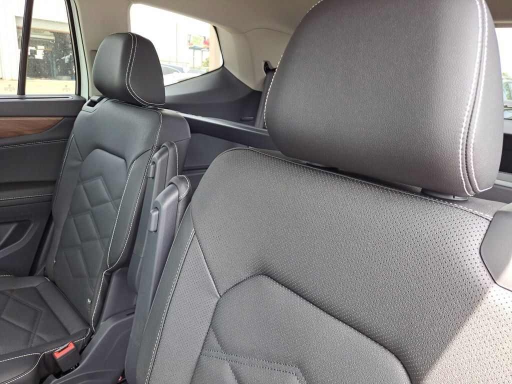 New 2026 Volkswagen Atlas SE image 25