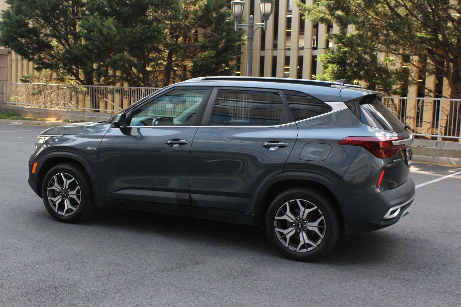 Used 2021 Kia Seltos EX AWD/4WD image 9